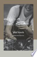 Ana sonrie