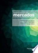 El desarrollo tecnológico en la recogida y tratamiento de la información plantea nuevos desafíos para los investigadores y directivos de marketing. El lector de esta obra comprenderá las ventajas que supone para el responsable de marketing disponer de información veraz, actualizada y capaz de ayudarle en la toma de decisiones; todo ello tomando en consideración las diversas fuentes disponibles, entre las que destaca la investigación de mercados, que es el objeto esencial de este libro. El desarrollo de los capítulos tiene en cuenta el contexto en que se desenvuelven las organizaciones empresariales, la era del marketing digital. En este sentido, además del papel de la información y el conocimiento en las decisiones comerciales, se incluye expresamente el contenido de la denominada inteligencia de marketing, que contempla la existencia y utilización de diversas bases de datos, internas y externas. En el libro se exponen y explican los métodos cualitativos y cuantitativos más utilizados, junto con las técnicas de análisis estadístico que permiten el tratamiento adecuado de la información obtenida. En todos los casos se ofrecen ejemplos concretos que aumentan la facilidad de comprensión y, sobre todo, la capacidad para su aplicación práctica. Esta obra será de utilidad tanto para los estudiosos de la materia en general como también para los profesionales de la dirección de marketing y, de manera especial para los estudiantes universitarios de los grados y postgrados relacionados con la administración y dirección de empresas, el marketing y la dirección comercial, así como de la gestión empresarial. Juan Antonio Trespalacios Gutiérrez. Catedrático de Comercialización e Investigación de Mercados. Universidad de Oviedo Rodolfo Vázquez Casielles. Catedrático de Comercialización e Investigación de Mercados. Universidad de Oviedo Francisco Javier de la Ballina Ballina. Profesor titular de Comercialización e Investigación de Mercados. Universidad de Oviedo Ana Suárez Vázquez. Profesora titular de Comercialización e Investigación de Mercados. Universidad de Oviedo