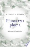 Pluma tras pluma